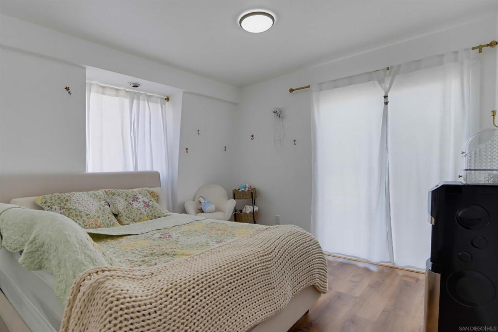 9811 Eucalyptus Street Property Photo 38