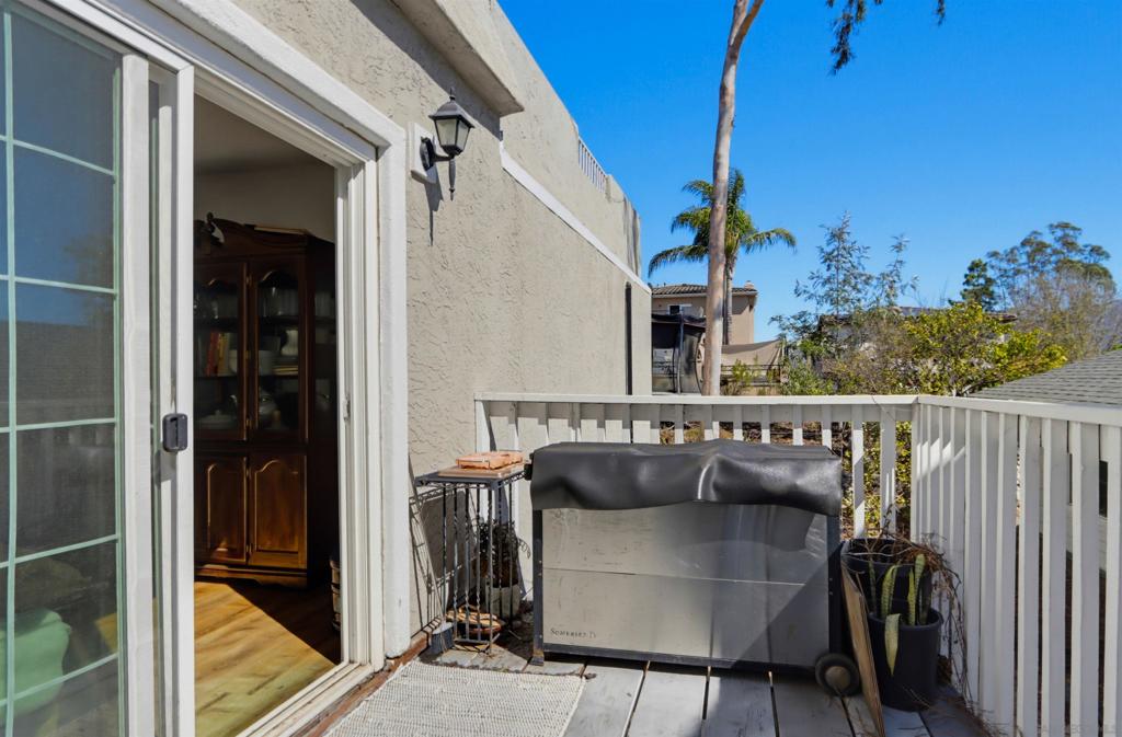 9811 Eucalyptus Street Property Photo 49