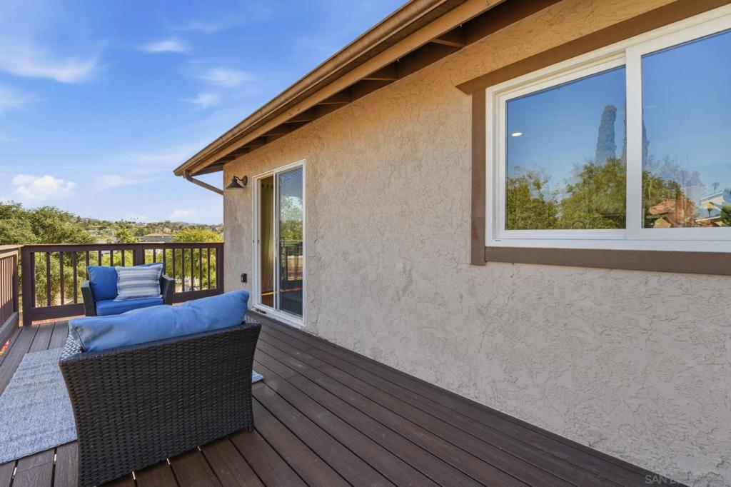 644 A Lado De Loma Property Photo 17