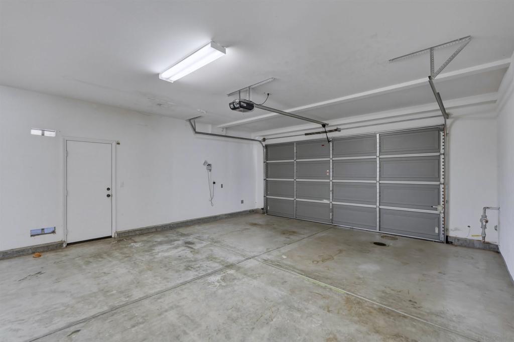 4674 Meadow Dr Property Photo 22