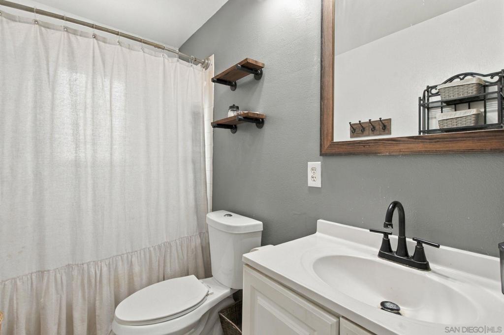 1492 Viejas Creek Trail Property Photo 14