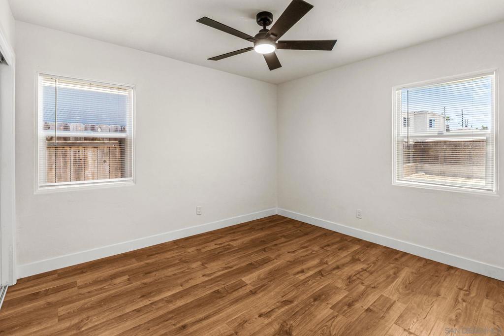 1334 E Division St Property Photo 13