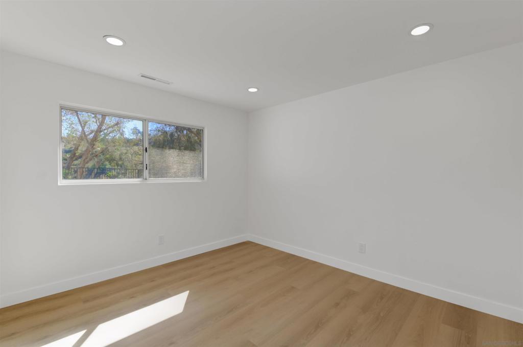 5657 Red River Dr. Property Photo 21