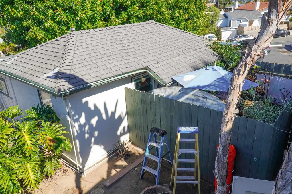 4334 Voltaire St Property Photo 6