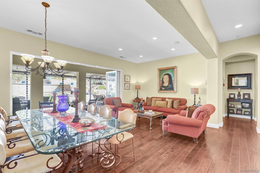 2743 Sadlers Creek Property Photo 3