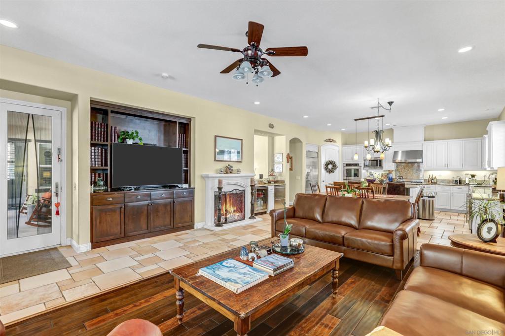 2743 Sadlers Creek Property Photo 12