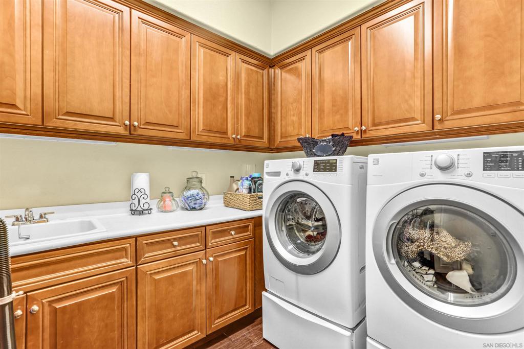 2743 Sadlers Creek Property Photo 26