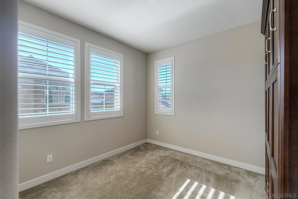 1817 Artemisia Ct Property Photo 29