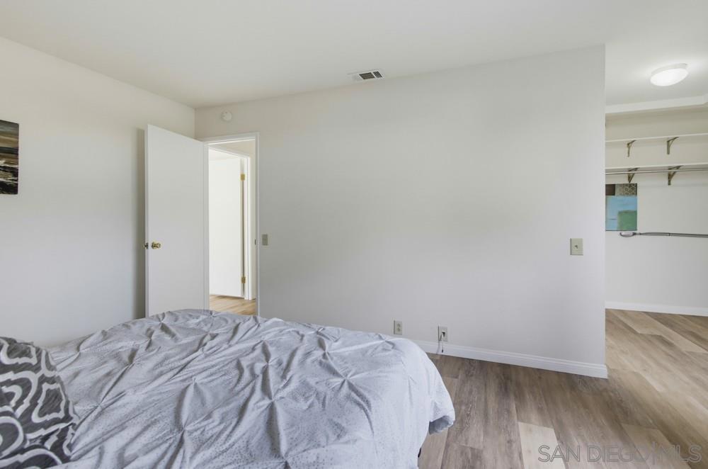 10597 Caminito Glenellen Property Photo 16
