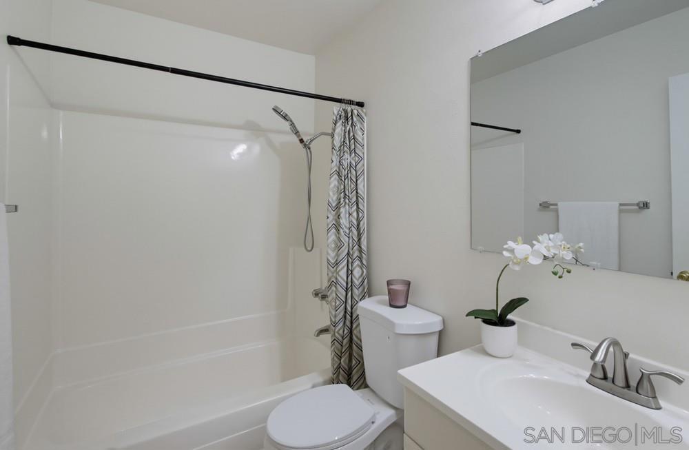 10597 Caminito Glenellen Property Photo 27