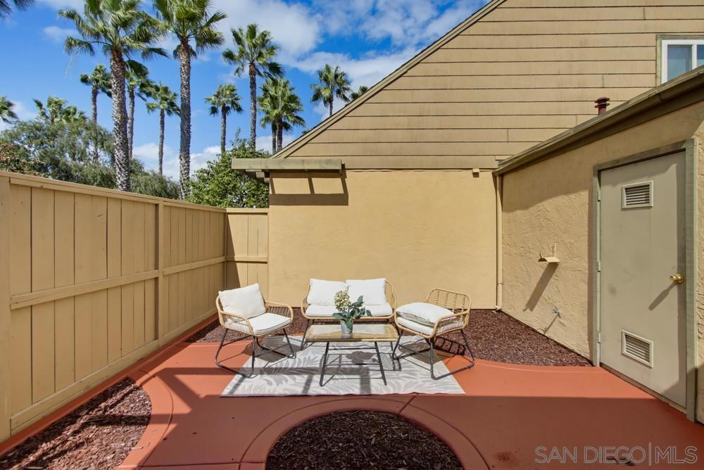 10597 Caminito Glenellen Property Photo 31