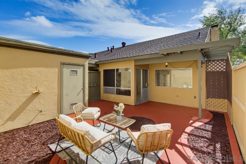10597 Caminito Glenellen Property Photo 33