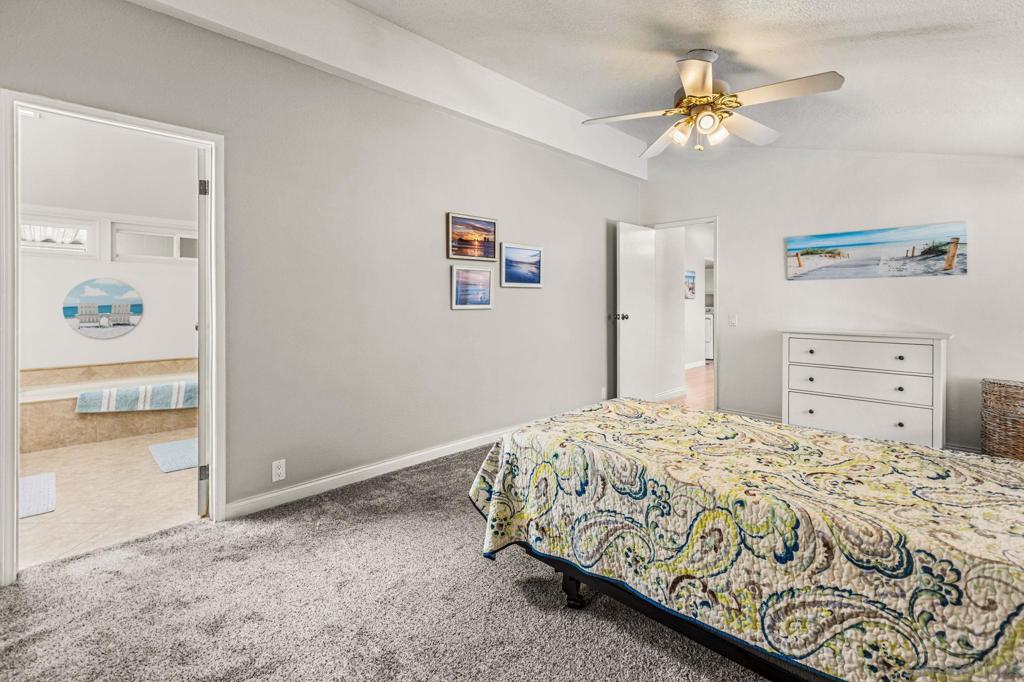 2250 N Broadway 42 Property Photo 12