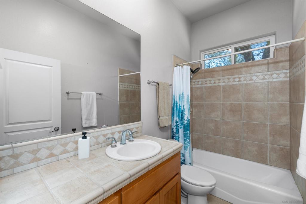 2261 Camino Del Vecino Property Photo 17