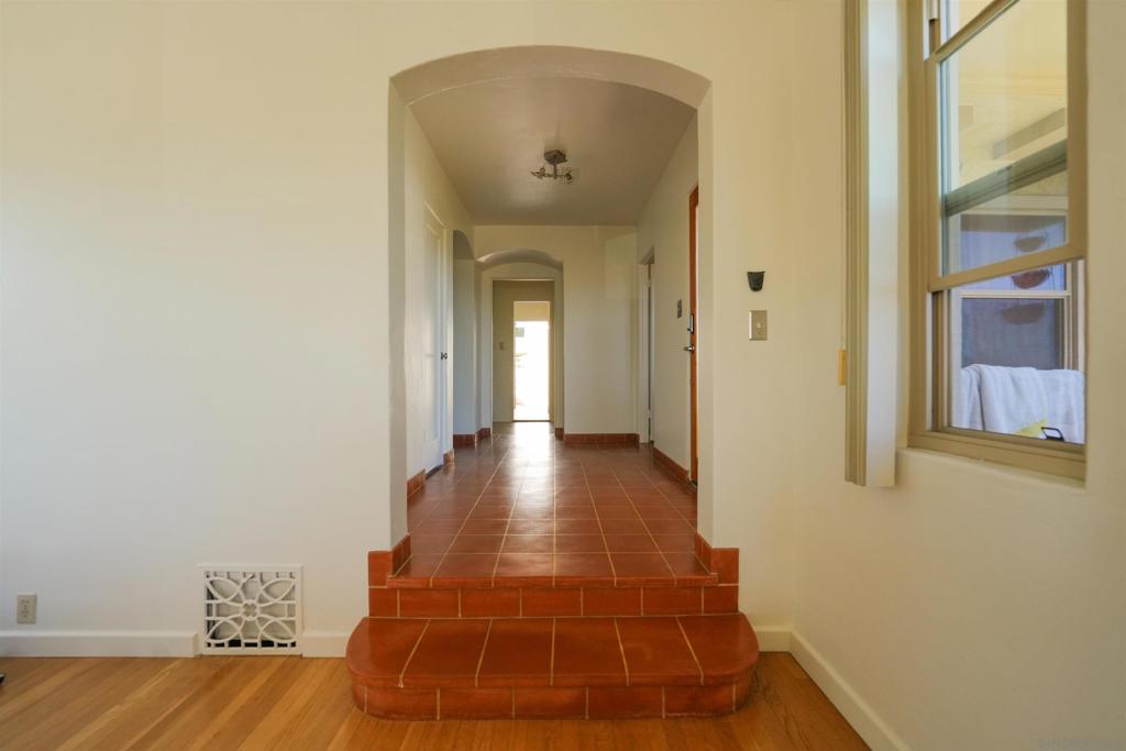 3365 State St Property Photo 11