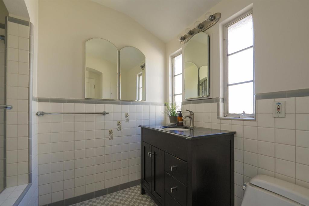 3365 State St Property Photo 40