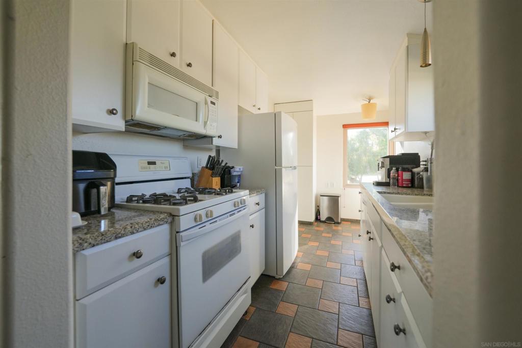 3365 State St Property Photo 45