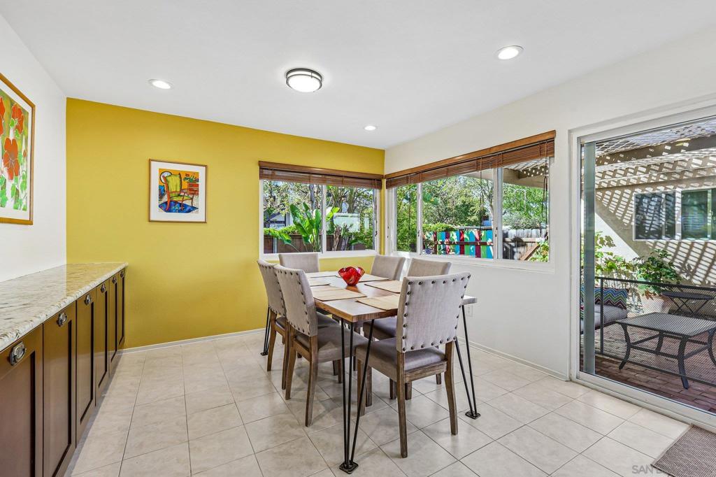 10664 Escobar Property Photo 4