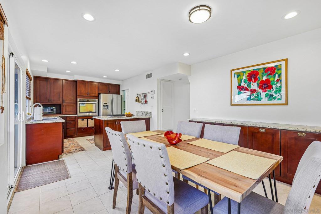 10664 Escobar Property Photo 6