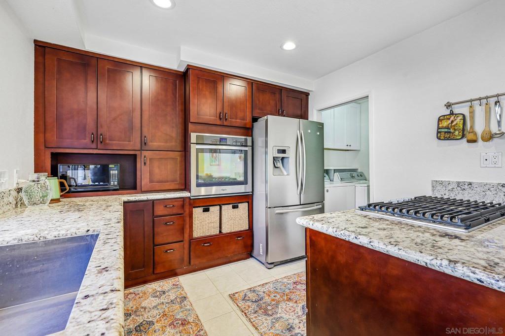 10664 Escobar Property Photo 10