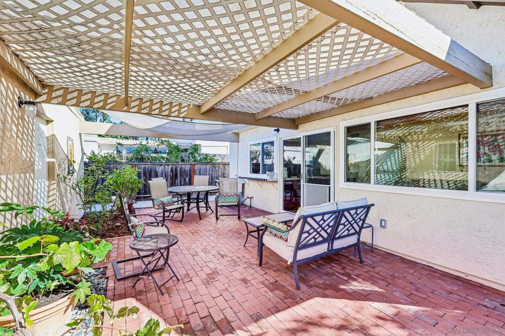 10664 Escobar Property Photo 30