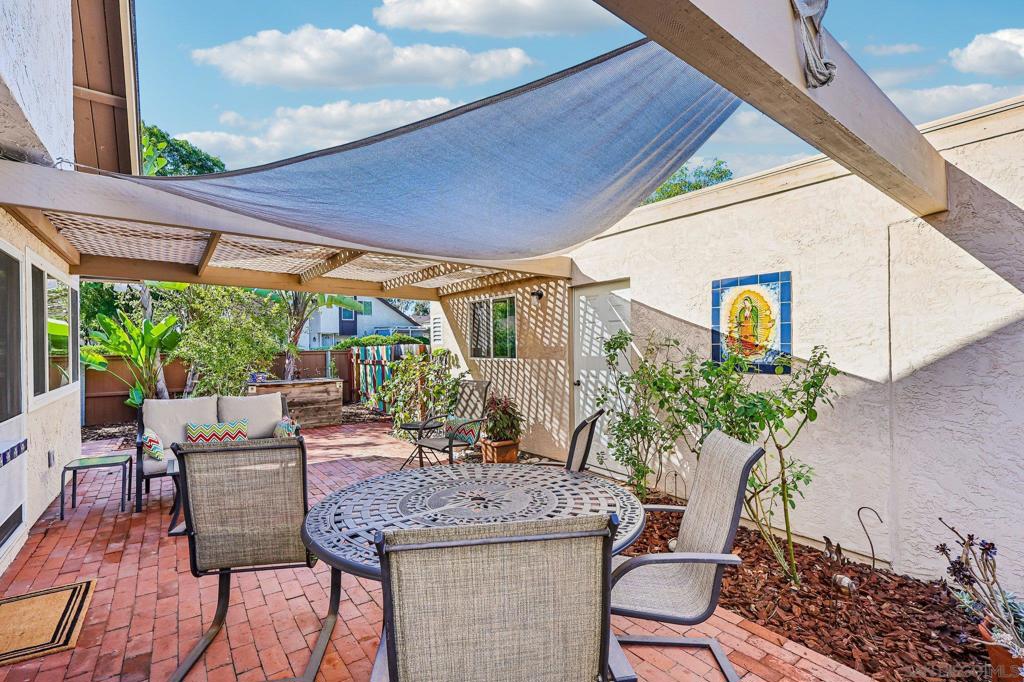 10664 Escobar Property Photo 31