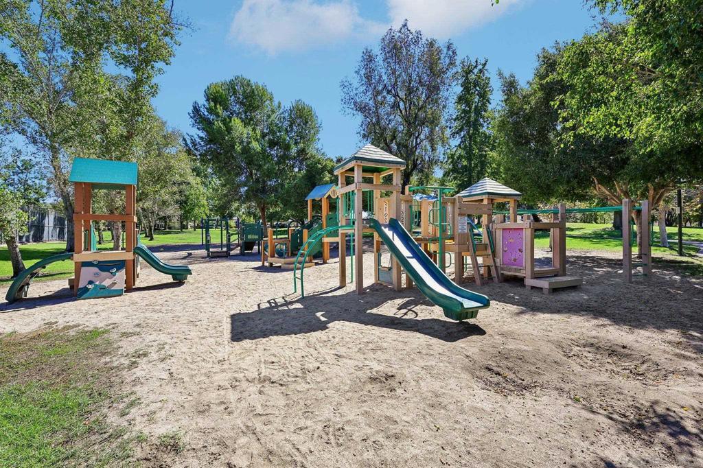 10664 Escobar Property Photo 48