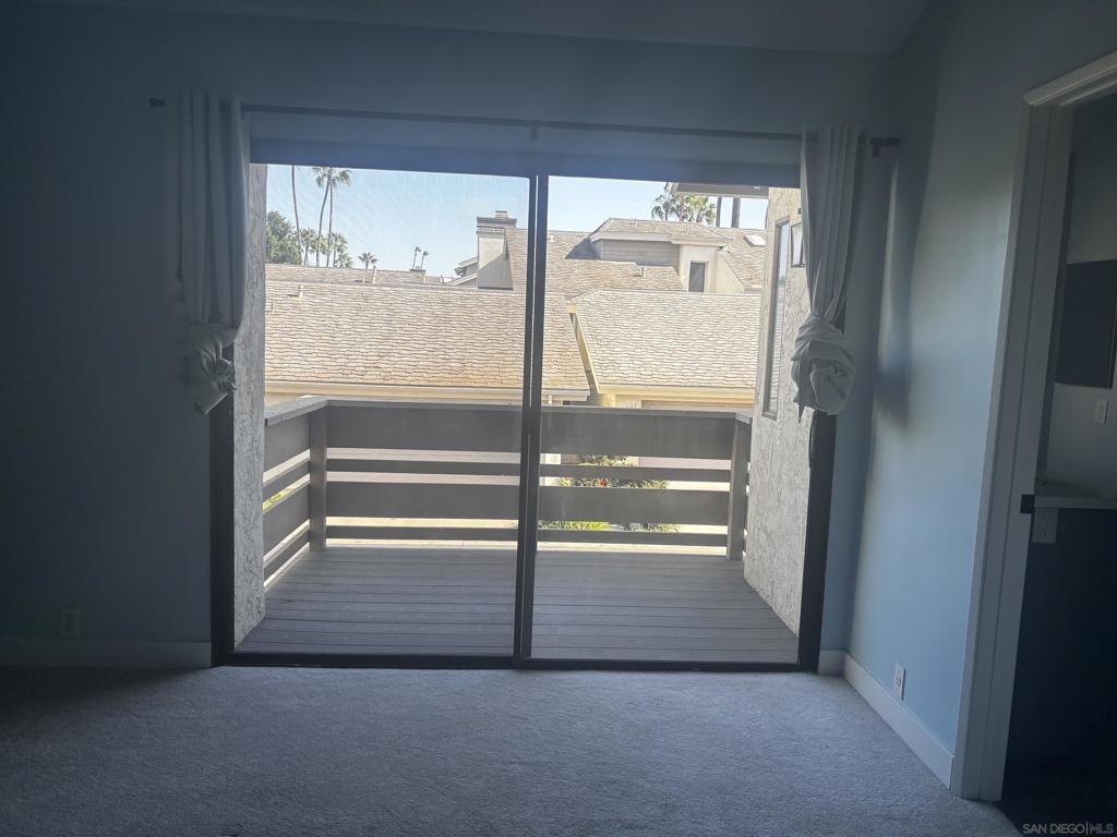 16057 Via De Las Palmas Property Photo 18