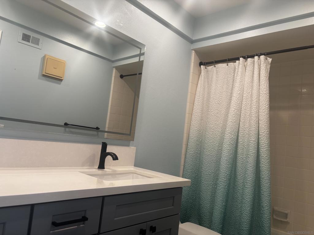 16057 Via De Las Palmas Property Photo 25