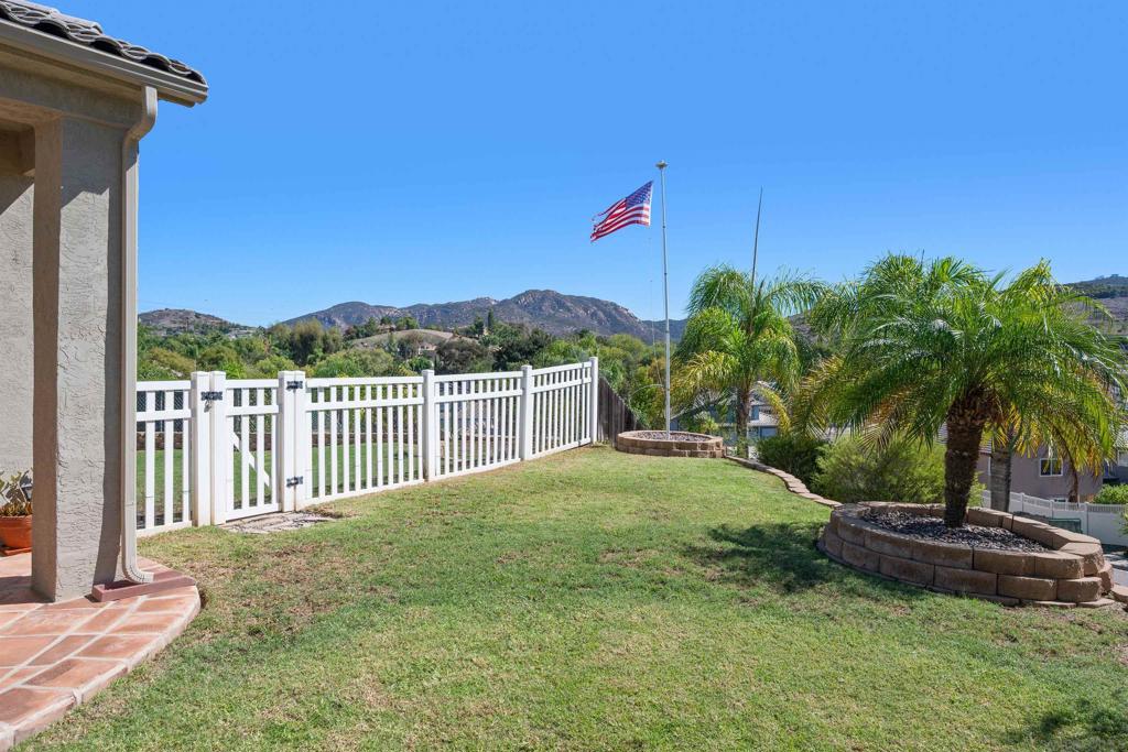 13654 Summer Glen Vista Property Photo 4
