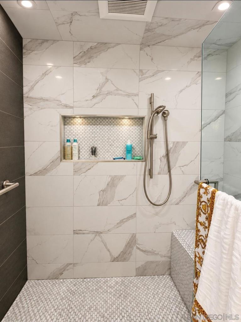 1760 Avenida Del Mundo 308 Property Photo 19
