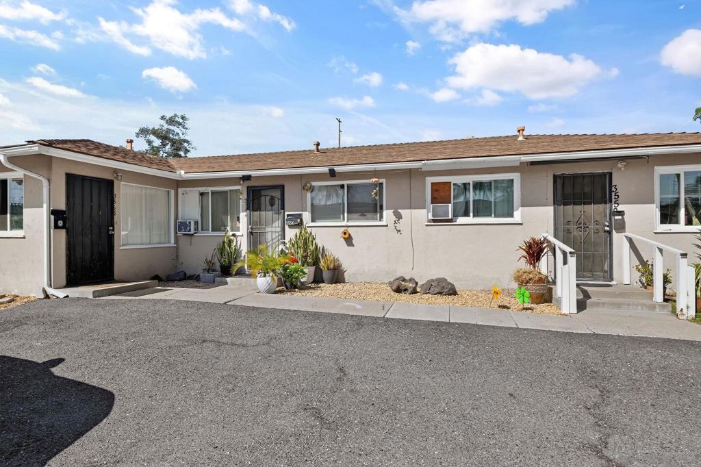 3552 56 West St. Property Photo 1