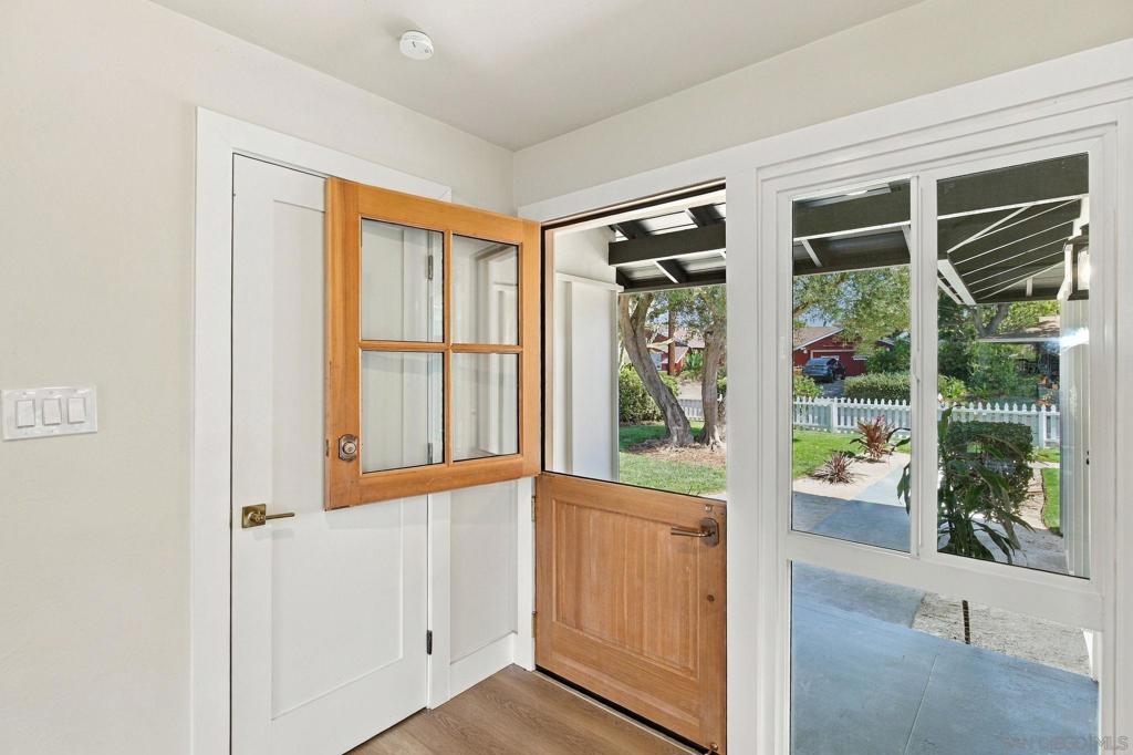 260025224SD Property Photo 16