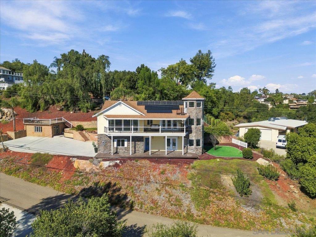 205 Highline Trail Property Photo 8