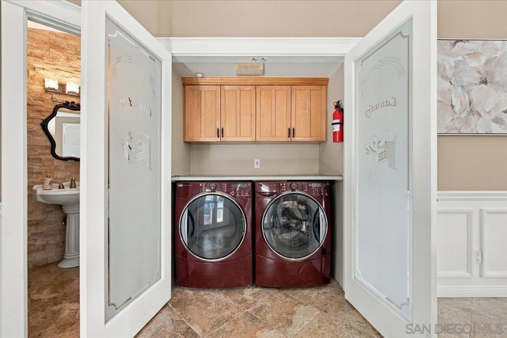205 Highline Trail Property Photo 12
