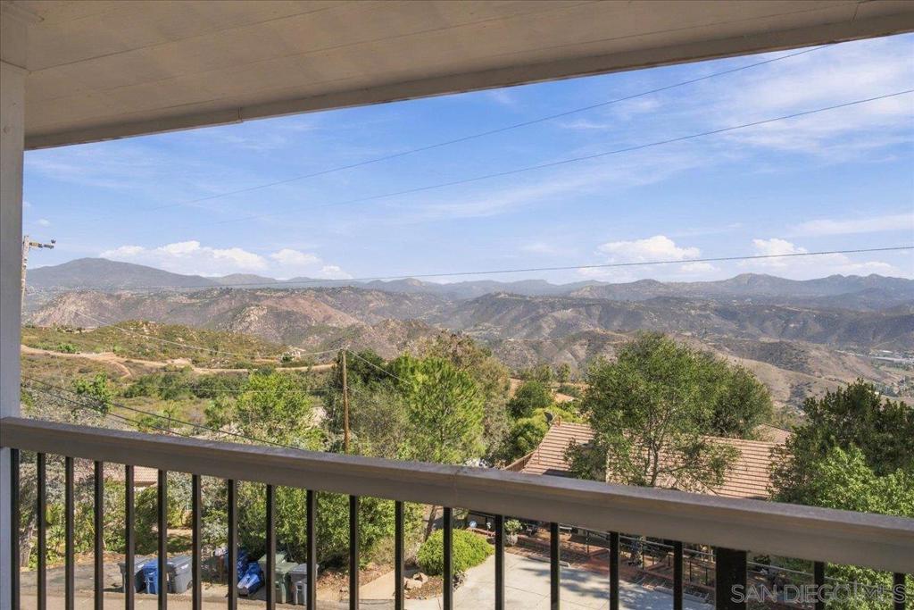 205 Highline Trail Property Photo 47