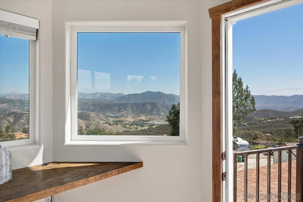 205 Highline Trail Property Photo 52