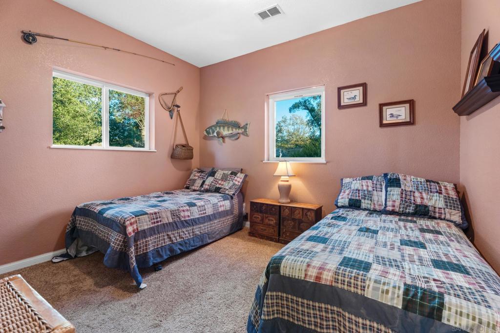 4103 Pine Hills Rd Property Photo 12