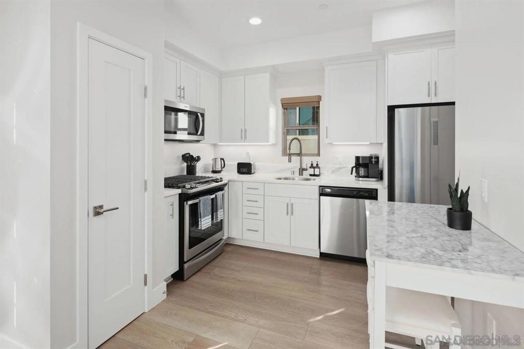 853 Sapphire Property Photo 38