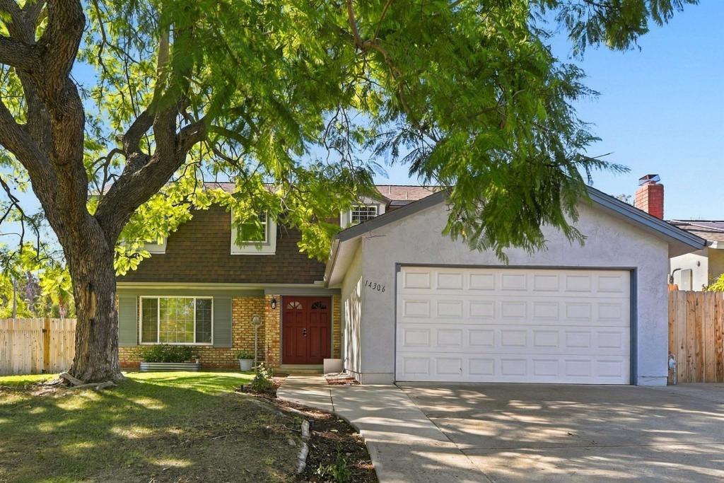 14306 Sladon Property Photo 3