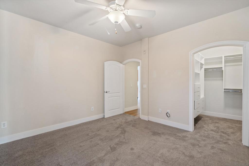 550 Park Blvd 2306 Property Photo 17