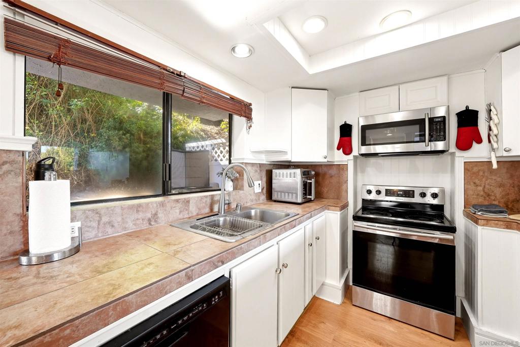 2427 La Costa A Property Photo 6
