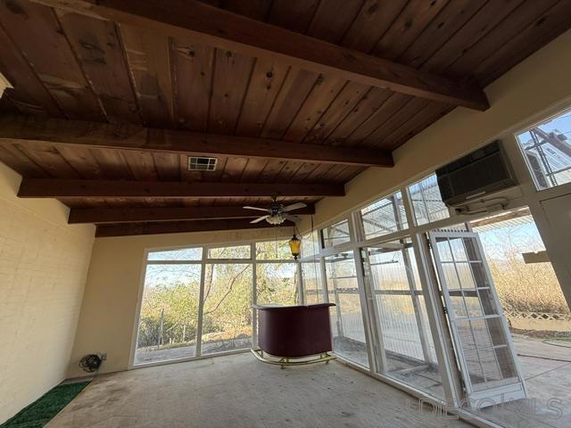 1113 E 5th Ave Property Photo 5