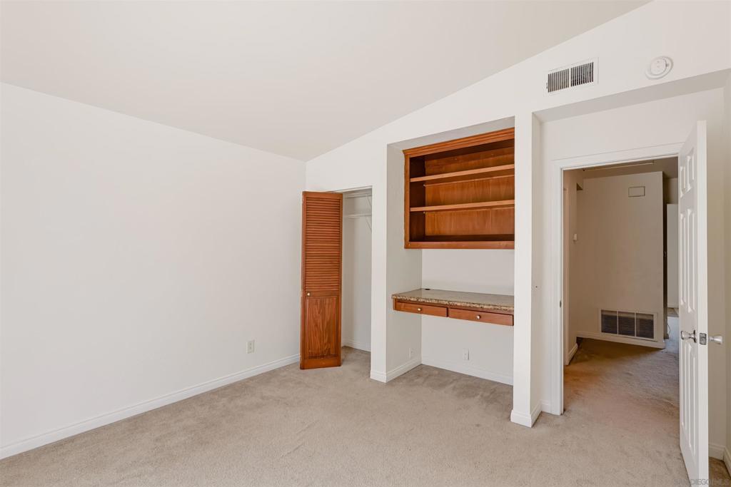 5127 Mandarin Drive Property Photo 8