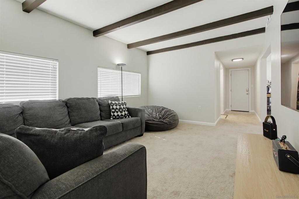 863 Ginna Property Photo 19