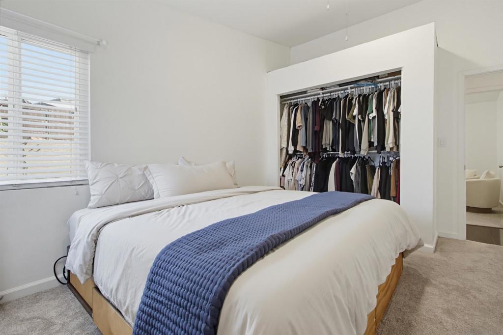 863 Ginna Property Photo 33