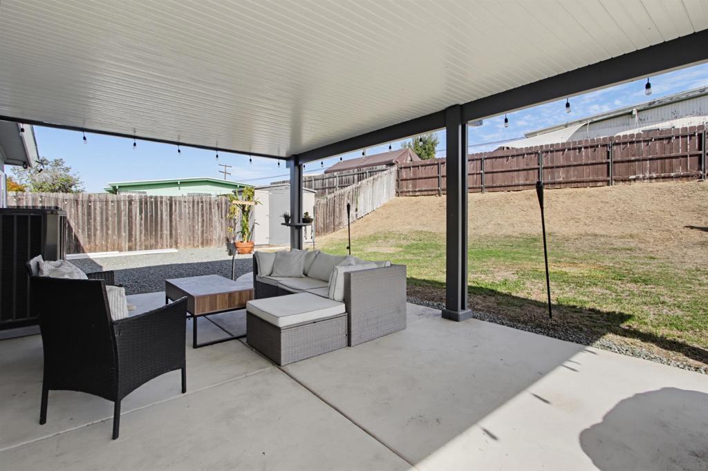 863 Ginna Property Photo 39