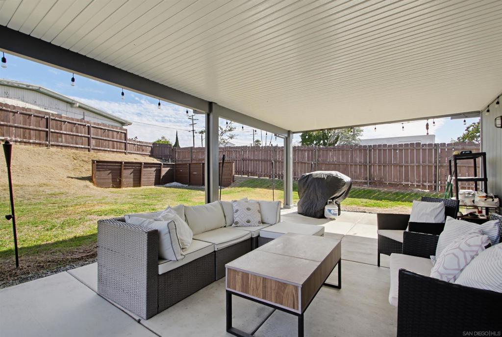 863 Ginna Property Photo 41