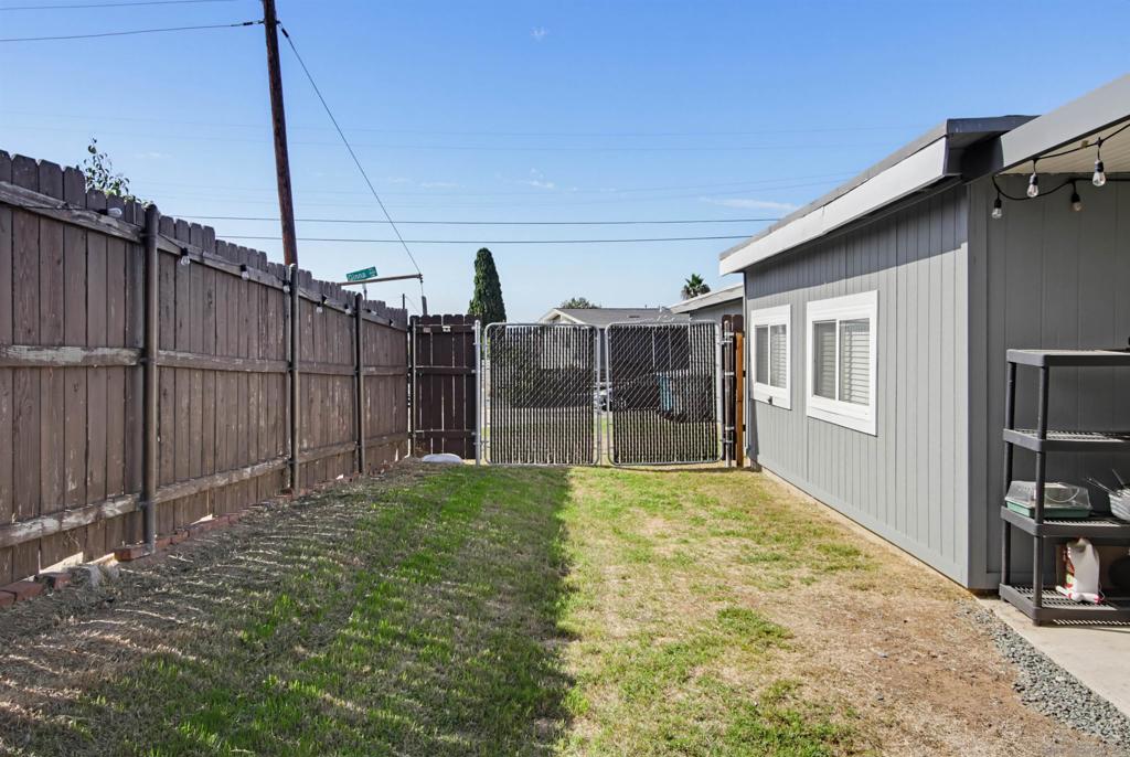 863 Ginna Property Photo 49