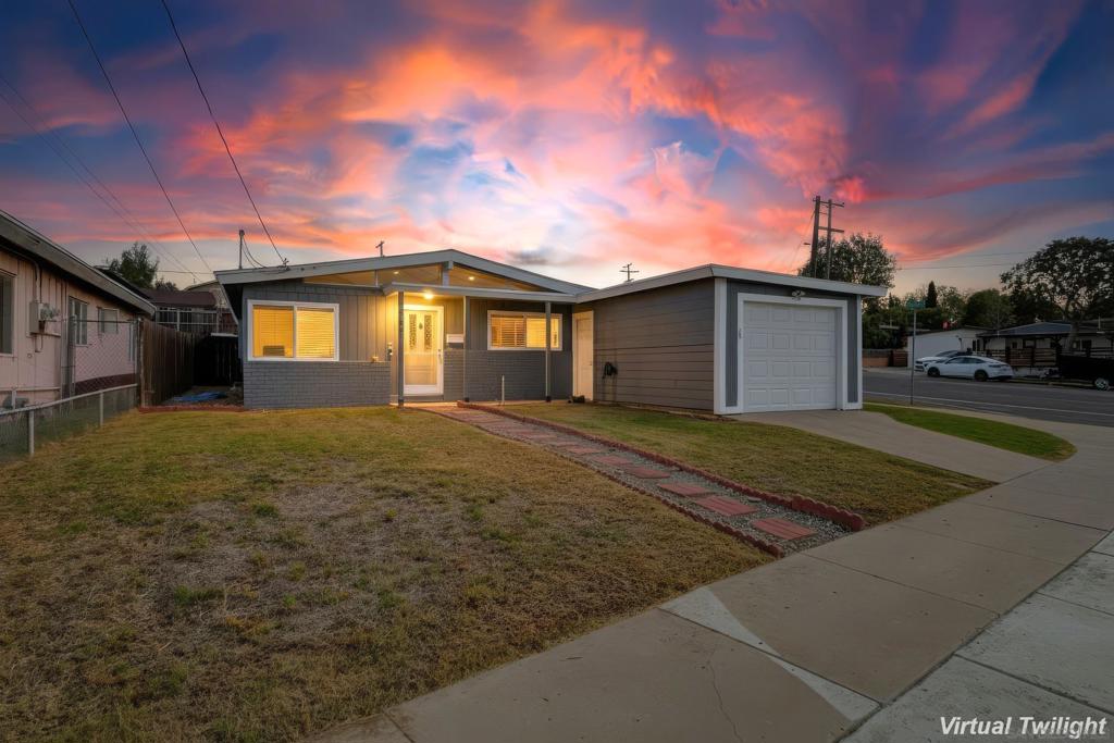 863 Ginna Property Photo 55